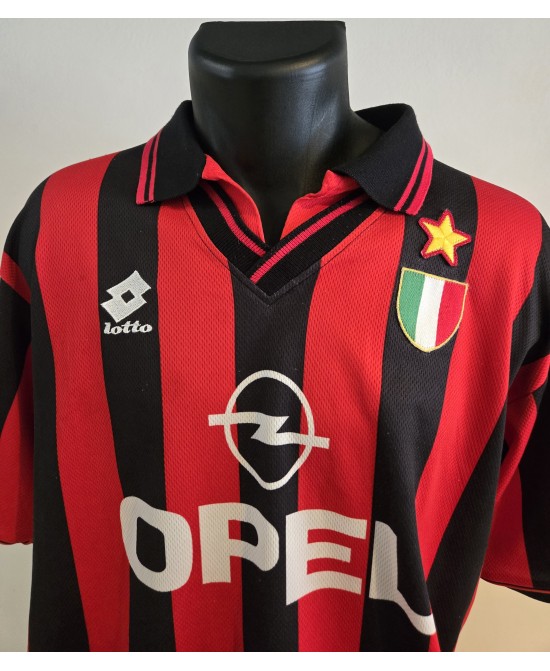 Camiseta Oficial Lotto del AC Milán de la temporada 1996/1997