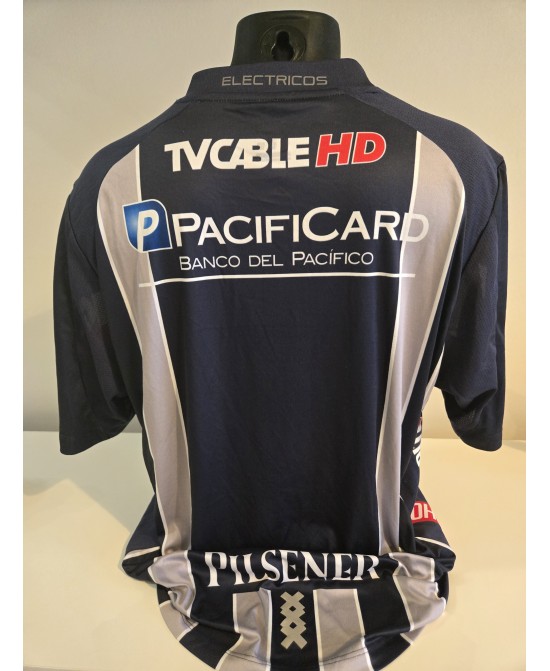 Camiseta Oficial Warrior del Club Sport Emelec de la temporada 2014