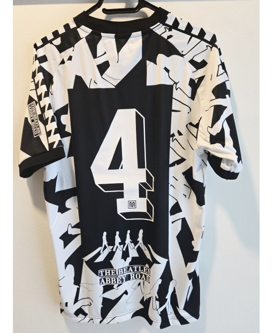 Camiseta Meyba x The Beatles Abbey Road Crossing