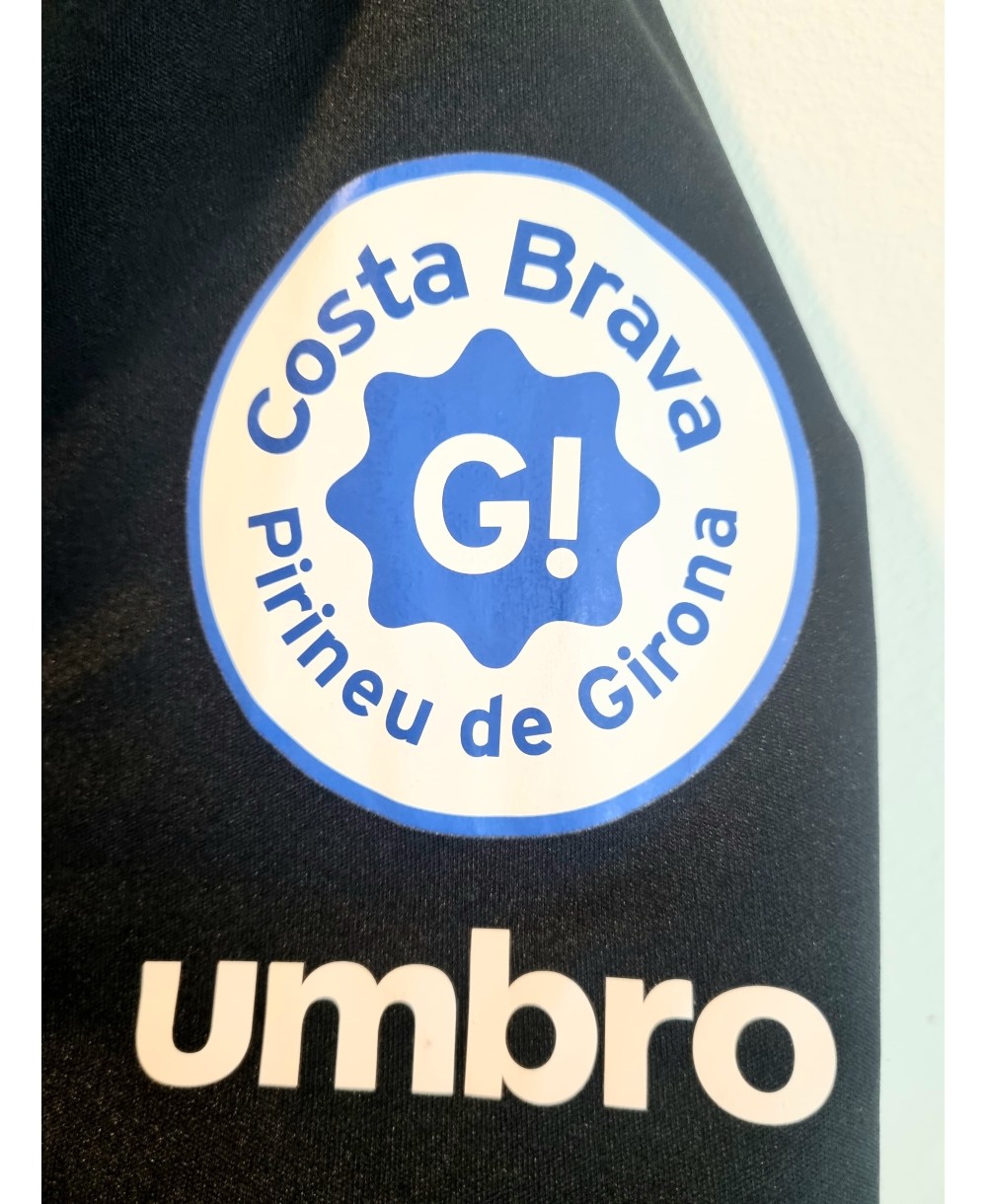 Camiseta Oficial Girona FC Umbro con lema "ORGULL GIRONÍ". Temporada 2023-24