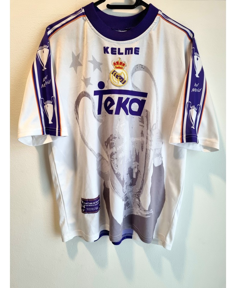 Camiseta Oficial conmemorativa del Real Madrid de la temporada 1997-1998