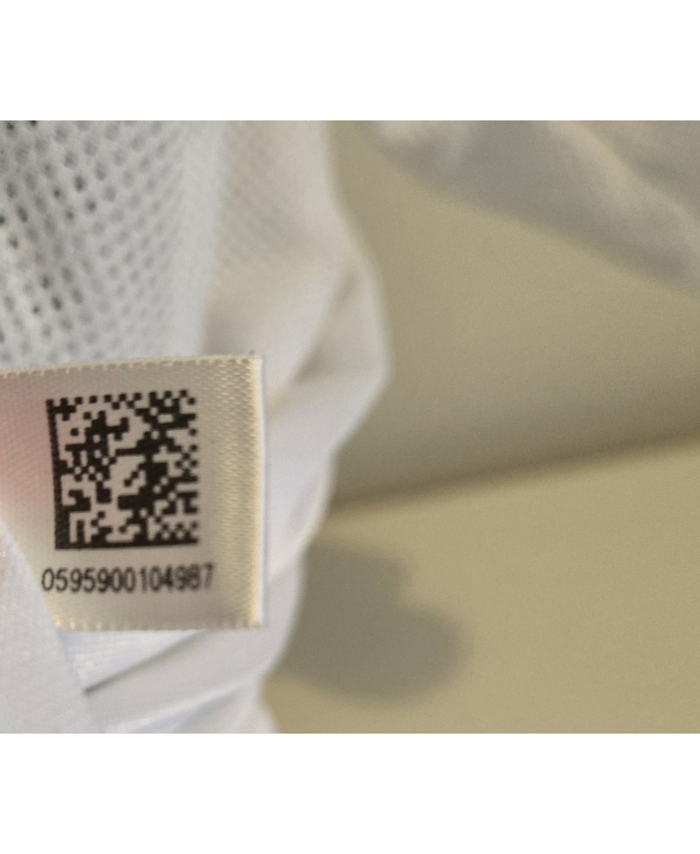 Camiseta Oficial del Real Madrid de la temporada 2004-2005